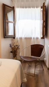 SeaHomes Vacations - Centric Apt 100m Beach and PKG客房内的一张或多张床位