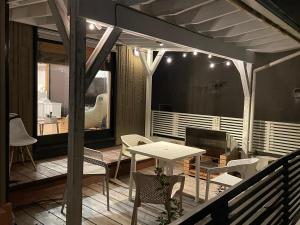 広々テラスで沖縄一の絶景独占! BBQやイベントも楽しめる貸切ヴィラで最高の旅を! Villa VIEW的休息区