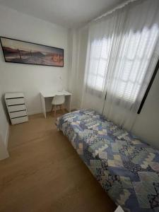 Fotografia z galérie ubytovania Adosado Sierra Cortina Finestrat-Benidorm v destinácii Finestrat