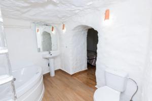 A bathroom at Casas Rurales Sagasta