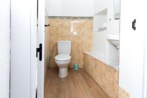 A bathroom at Casas Rurales Sagasta