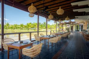 Restaurace v ubytování Komsan Kampot Resort