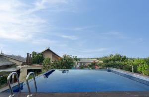Bazén v ubytování Komsan Kampot Resort nebo v jeho okolí