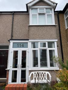 Το κτήριο όπου στεγάζεται  η παραθεριστική κατοικία