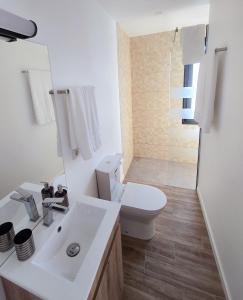 Koupelna v ubytování S A L - Beach Apartments Caniçal