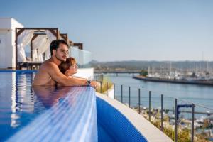 Hóspedes ficando em Jupiter Marina Hotel - Couples & Spa