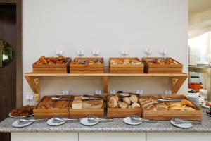 Comida no hotel ou em algum lugar perto