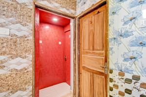 Ένα μπάνιο στο Hotel O New Rainbow Palace