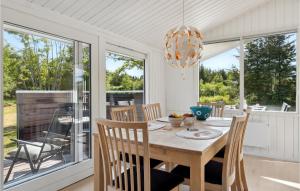 Φωτογραφία από το άλμπουμ του 3 Bedroom Beautiful Home In Ålbæk σε Ålbæk