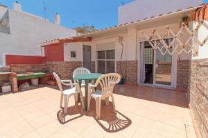 Μπαλκόνι ή βεράντα στο Global Properties, Apartamento con terraza en la playa de Puerto Sagunto