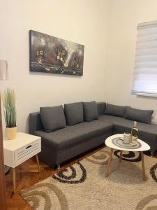 Ruang duduk di Apartman Dionis SM 2