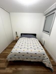 Giường trong phòng chung tại Le Félicità- T2 - Parking - Piscine +40 ảnh