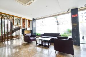 Posezení v ubytování FabHotel Prime Prowell Apex - Nr KIMS Hospital, Hitech City