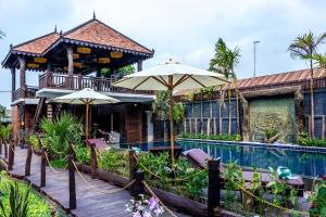 Hồ bơi trong/gần Khmer Paradise Villa