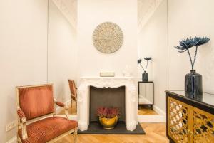 A seating area at Minty Stay - Atocha 4 BD