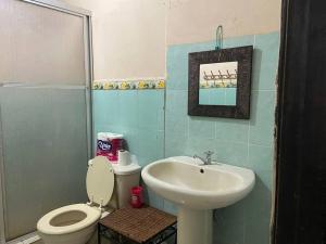 Koupelna v ubytování Apartamento Altos Dos Pinos + 21 fotografií
