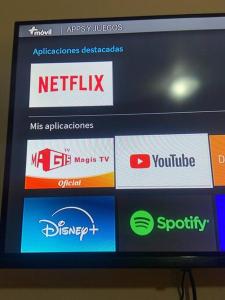 TV a/nebo společenská místnost v ubytování Apartamento Altos Dos Pinos