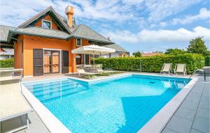 Gallery image of 3 Bedroom Lovely Home In Albarella Ro in Isola Albarella