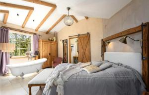 Ένα ή περισσότερα κρεβάτια σε δωμάτιο στο Villa Rapavel +43 φωτογραφίες