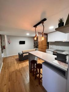 Kuchyň nebo kuchyňský kout v ubytování Roots Guesthouse - A