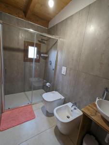 Koupelna v ubytování Cubo House
