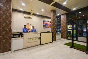 Hosté ubytování Hotel Shri Vinayak in City Centre at New Delhi Railway Station-By RCG Hotels