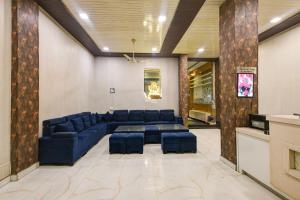 Posezení v ubytování Hotel Shri Vinayak in City Centre at New Delhi Railway Station-By RCG Hotels