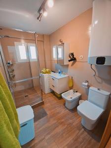Koupelna v ubytování Apartamento paseo marítimo de Playamar