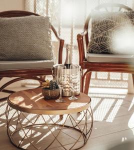 Posezení v ubytování Nautilus by La Jamaca Hotels-Downtown La Parguera