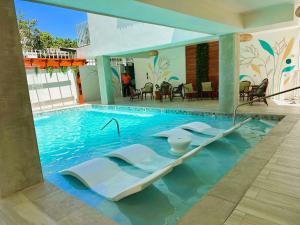 Bazén v ubytování Nautilus by La Jamaca Hotels-Downtown La Parguera nebo v jeho okolí