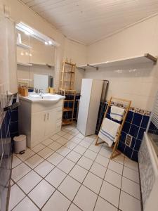 Η κουζίνα ή μικρή κουζίνα στο Très beau Studio au Centre de Tignes Val Claret