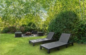 Zahrada ubytování Three-Bedroom Holiday Home In Grenaa + 25 fotografií