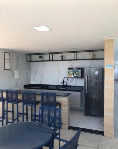 Kuchyň nebo kuchyňský kout v ubytování Cabo Branco a 100m 4 pessoas