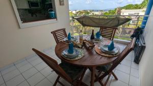 Rõdu või terrass majutusasutuses ALTERA SEA VIEW 2 Chambres