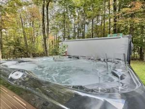 Foto dalla galleria di First Chair Chalet- Hot Tub, Fire Pit, Bike Storage a Killington