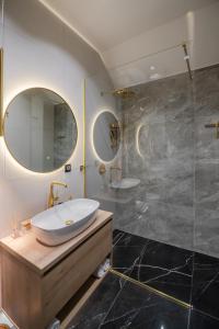Koupelna v ubytování UpArt Home & Spa