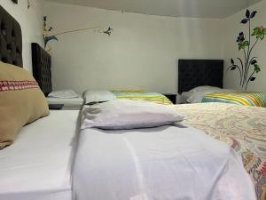 Letto o letti in una camera di Redys House