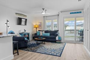 Posezení v ubytování Sandpiper Cove Unit 8207 Updated Studio In Destin FL