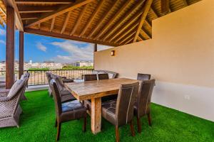 Balkón nebo terasa v ubytování Deluxe Villa Tenerife Los Cristianos