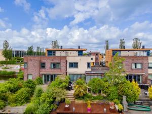 an aerial view of a building at Alkmaar aan het Water in Alkmaar
