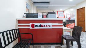 Majutusasutuses RedDoorz Plus near Uptown BGC Mall olev sertifikaat, autasu, silt või muu dokument