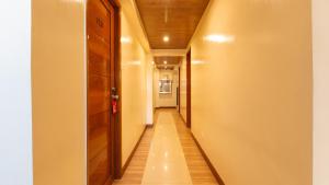 Foto Manilas asuva majutusasutuse RedDoorz Plus near Uptown BGC Mall galeriist