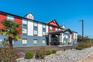 a rendering of the front of the hotel at Best Western Plus Jackson Downtown Coliseum in Jackson