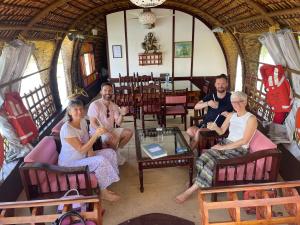 入住Thara's Houseboat的客人