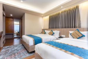 Letto o letti in una camera di Shuvatara Suites & Spa, Thamel