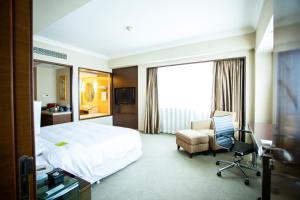Postel nebo postele na pokoji v ubytování Four Points By Sheraton Beijing, Haidian + 31 fotografií