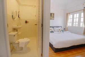 Koupelna v ubytování B&B Chiangrai + 37 fotografií