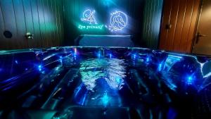 Φωτογραφία από το άλμπουμ του L&A Spa privatif σε Montigny-sur-Vence