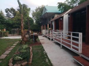 Foto dalla galleria di บ้านวสุธันย์ฟูจิมินิมอล a Ban Don Sawan