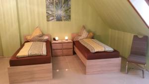 Ein Bett oder Betten in einem Zimmer der Unterkunft Appartements DW16~17~19 in Dortmund
